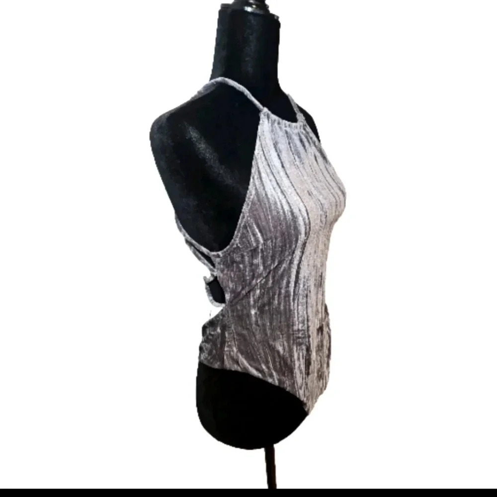 Out From Under Urban Outfitters Womens Gray Velvet Halter Party Bodysuit L - Picture 3 of 14